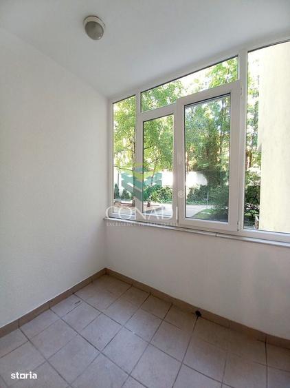 Apartament cu 4 camere în Șoseaua Nordului