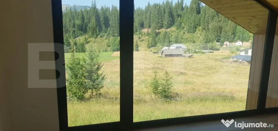 Casă cu 4 camere cu Teren 924 Mp în Central