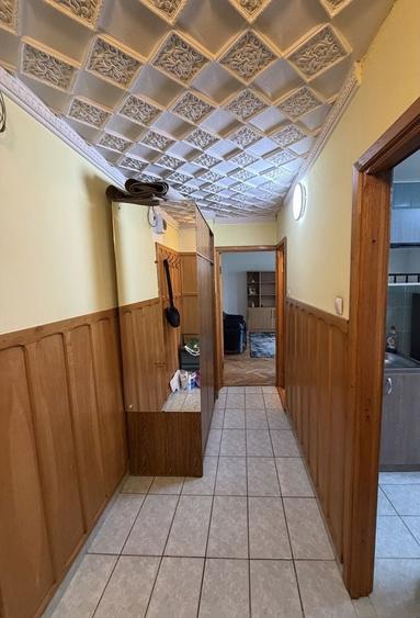 Apartament cu 2 camere semidecomandat în Mihai Eminescu