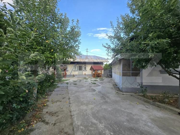 Casă cu Teren 1300 Mp în Produlești