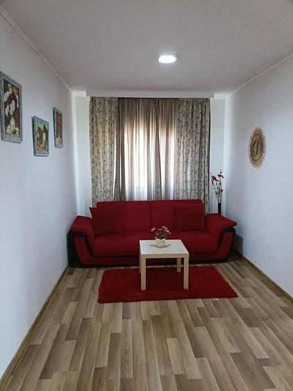 Casă cu 4 camere cu Teren 700 Mp în Central
