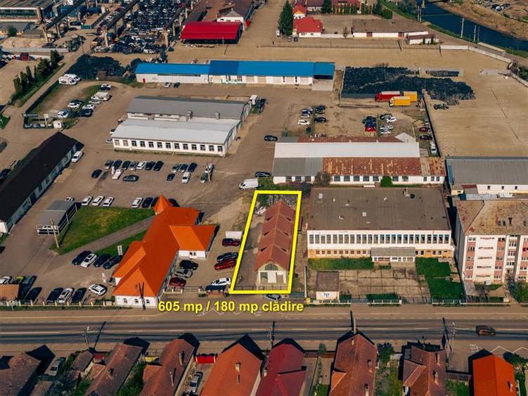 Spațiu comercial, de 290 mp, în Central