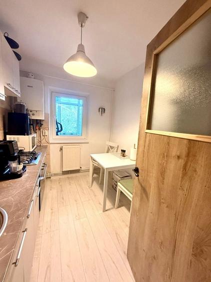 Apartament cu 2 camere decomandat în Nicolina