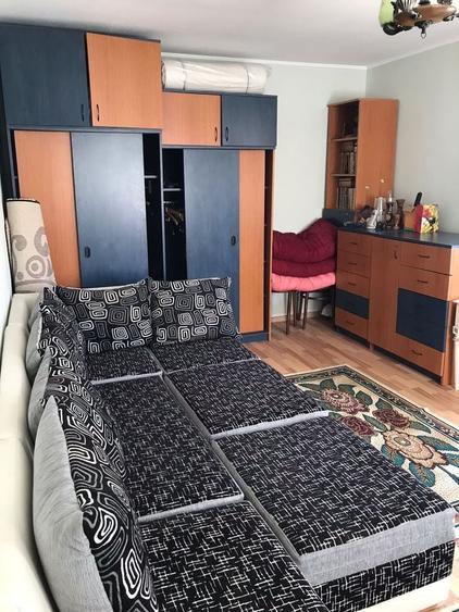 PROPRIETAR Casa la strada principala, teren 1.100 mp, gradina cu pomi fructiferi, Campuri Vrancea. - 11