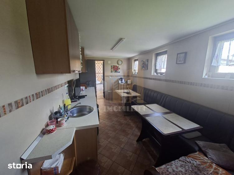 Casă cu 10 camere decomandat cu Teren 1650 Mp în Lunca Calnicului