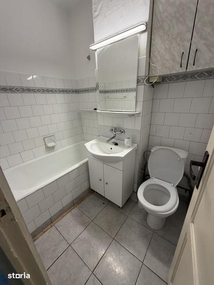 Garsonieră decomandată în B-dul București
