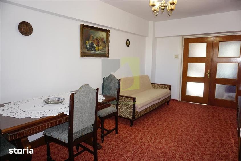 Apartament cu 3 camere decomandat în Ultracentral