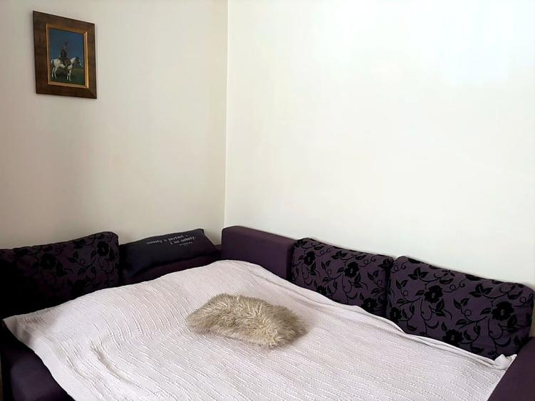 Apartament cu 4 camere decomandat, mobilat în Sebastian