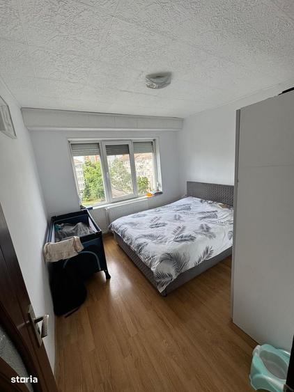 Apartament cu 3 camere în Decebal