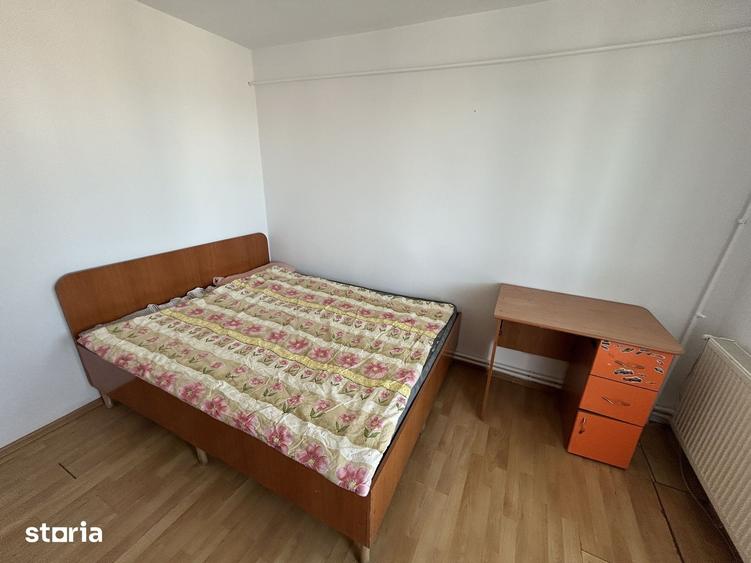 Apartament cu 3 camere în Casa de Cultură