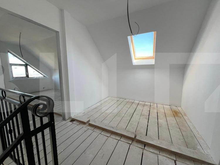 Duplex cu 7 camere cu Garaj în Feleacu