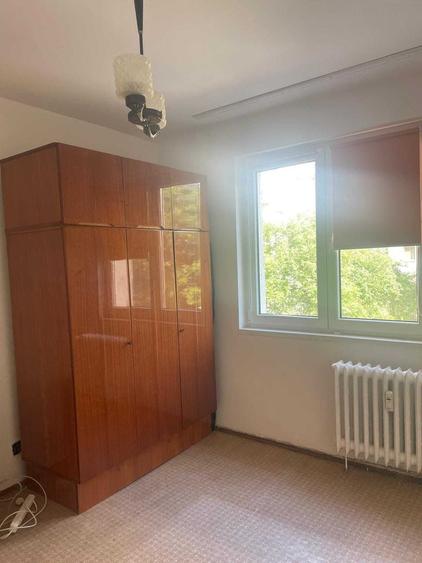 Apartament cu 2 camere decomandat în 1 Mai
