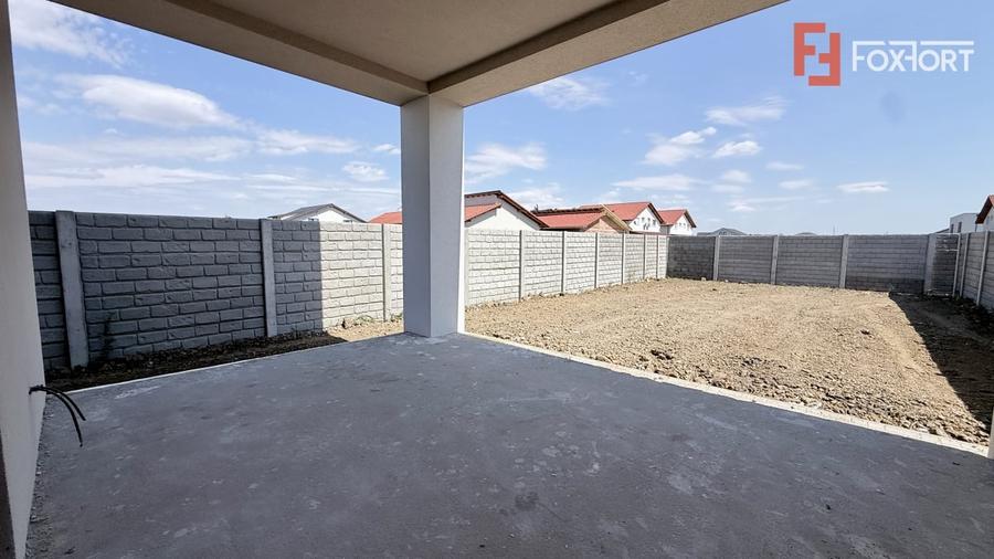 Duplex cu 4 camere cu Teren 300 Mp în Moșnița Nouă