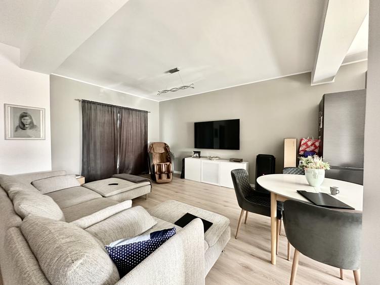Duplex cu 4 camere cu Canalizare în Moșnița Veche