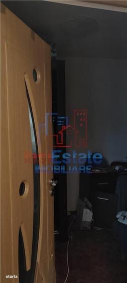Apartament cu 2 camere semidecomandat în Alexandru cel Bun