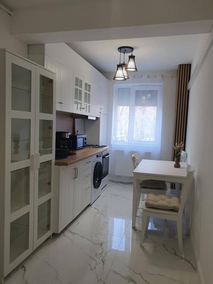 Apartament cu 2 camere semidecomandat în Ultracentral