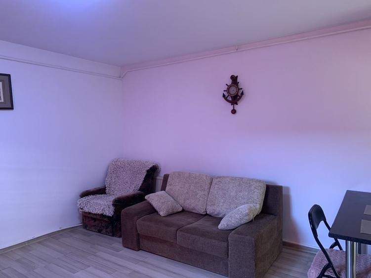 Casă cu 2 camere în Central