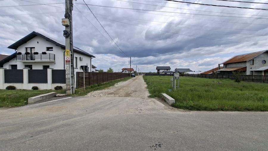 Teren Construcții intravilan de 500 mp, în Smeura