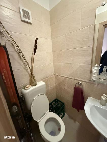 Apartament cu 3 camere decomandat în Rahova