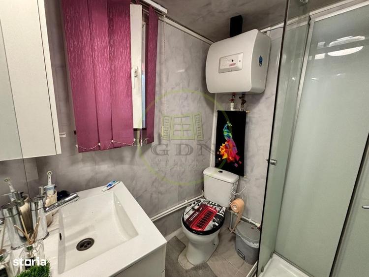 Spațiu comercial, de 32 mp, în Bariera Vâlcii