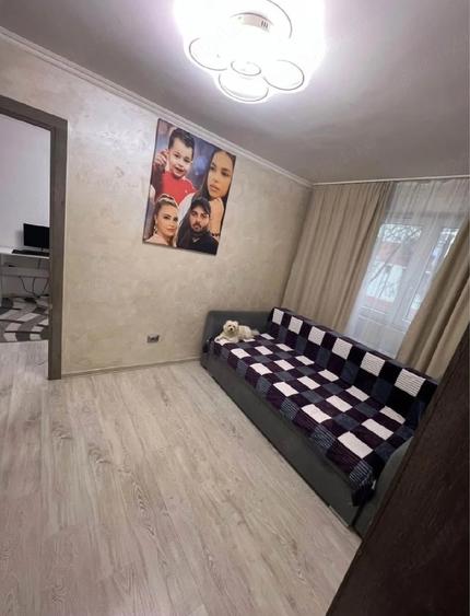 Apartament cu 2 camere decomandat în Vitan