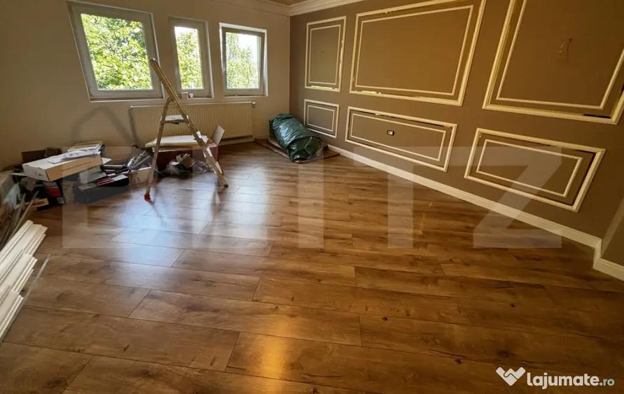 Apartament cu 4 camere decomandat în Semicentral