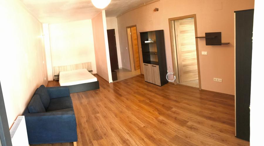 Garsonieră decomandată în Șagului