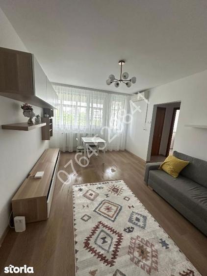 Apartament cu 2 camere semidecomandat, mobilat în 1 Mai