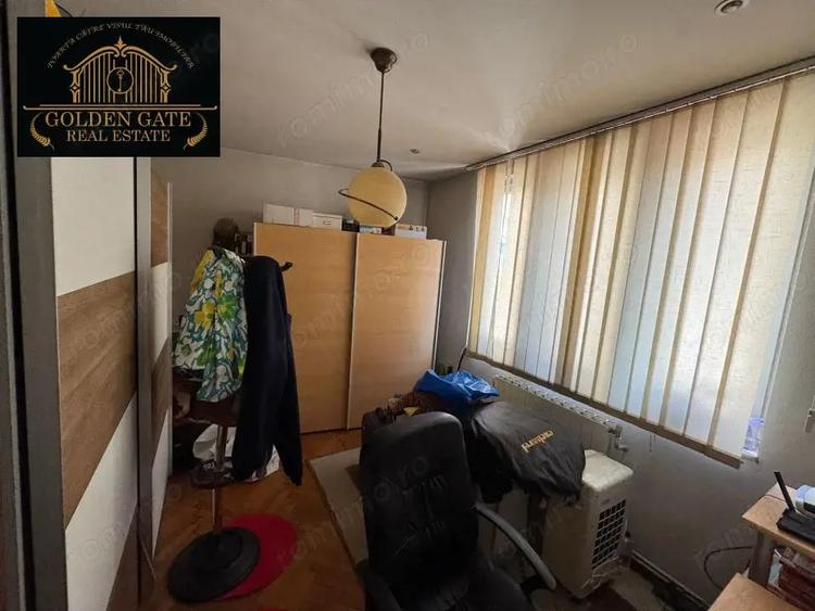 Casă cu 10 camere cu Centrală Termică în Moșilor