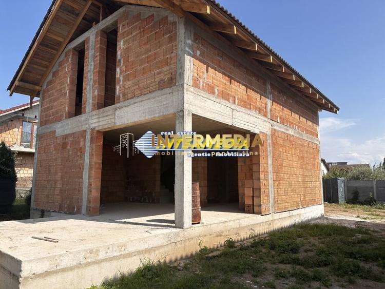 Casă individuală cu 4 camere cu Canalizare în Ampoi 3