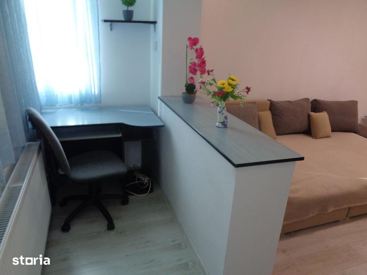 Apartament cu 2 camere decomandat în Grădiște