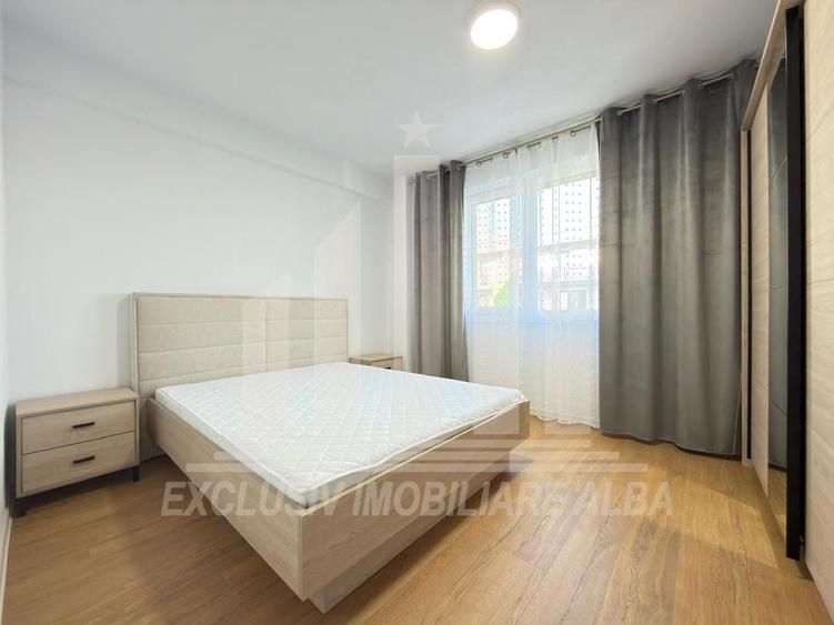 Apartament cu 3 camere decomandat, mobilat în Ampoi 3
