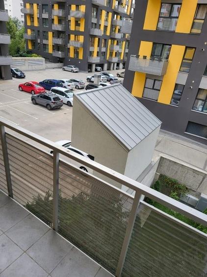 Apartament cu 2 camere semidecomandat, mobilat în Pantelimon