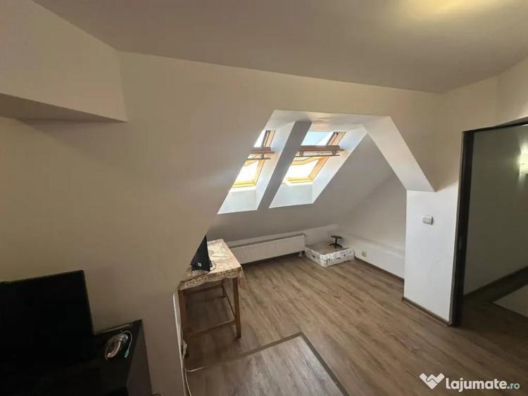 Apartament cu 3 camere decomandat în Ultracentral