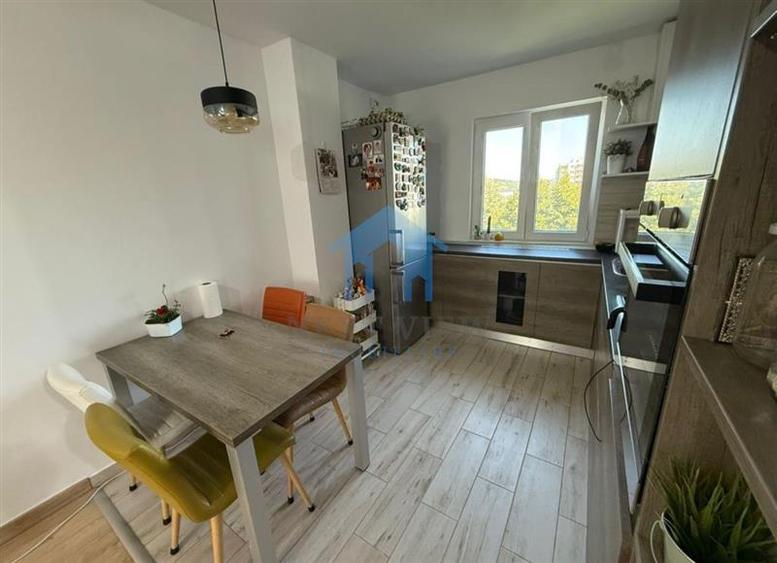 Apartament cu 4 camere decomandat în Mănăștur