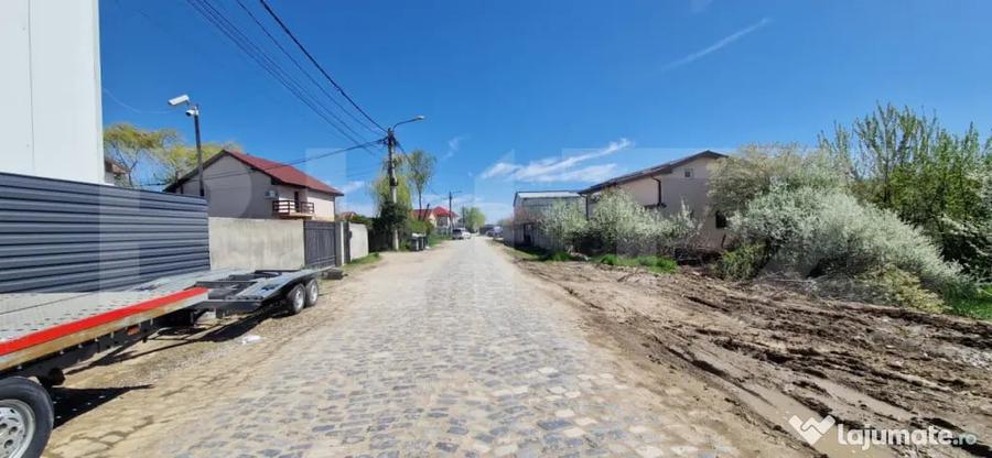 Teren în Popoveni