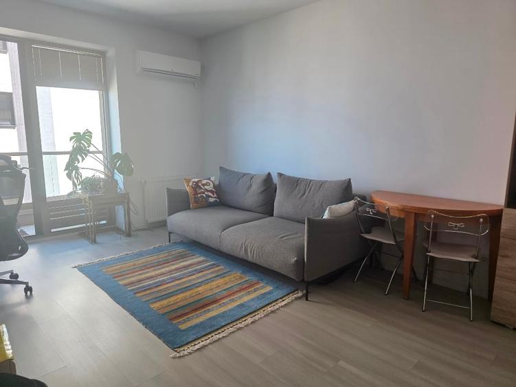 Apartament cu 3 camere decomandat în Politehnica