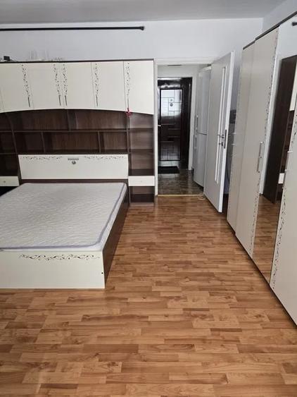 Garsonieră semidecomandată, mobilată în Mănăștur