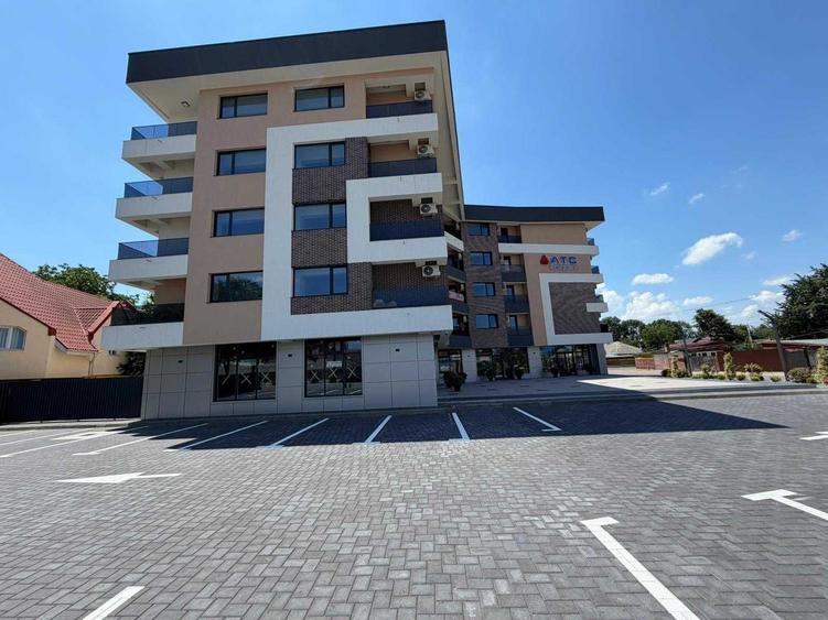 Spațiu comercial, de 500 mp, în Central