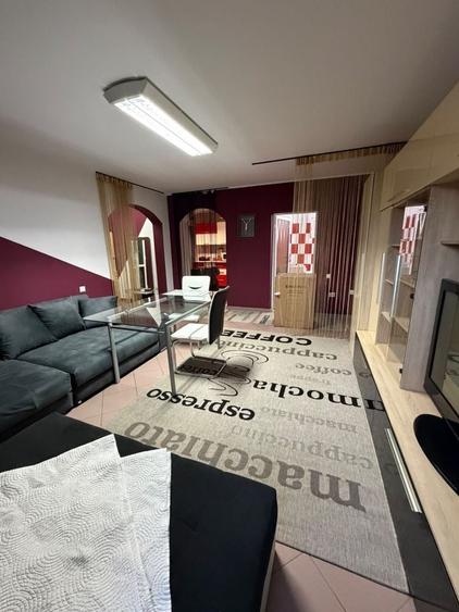 Apartament cu 2 camere semidecomandat în Central