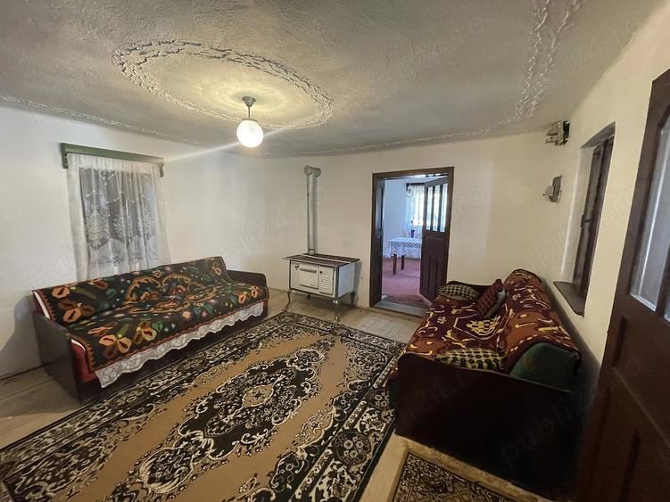 Casă cu Teren 957 Mp în Bobâlna