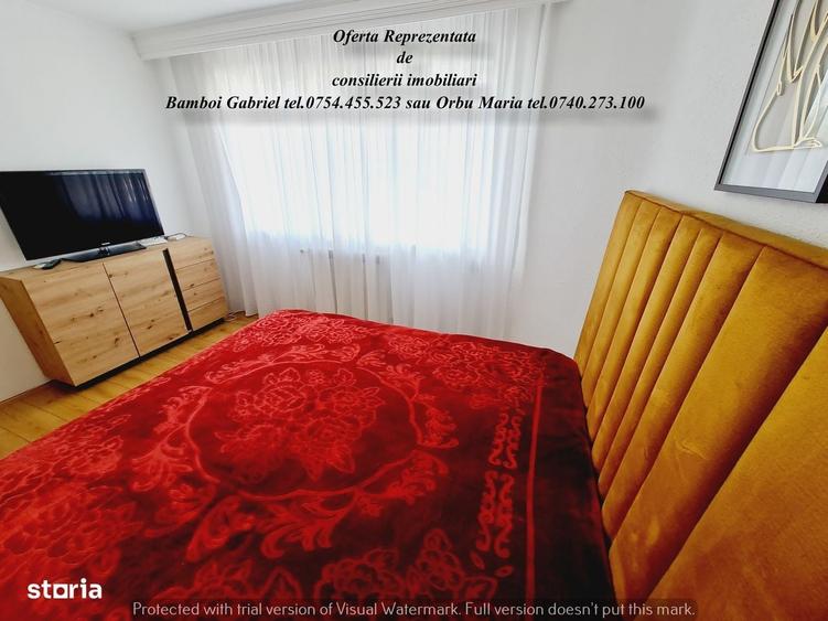 Apartament cu 4 camere decomandat în Piața Unirii