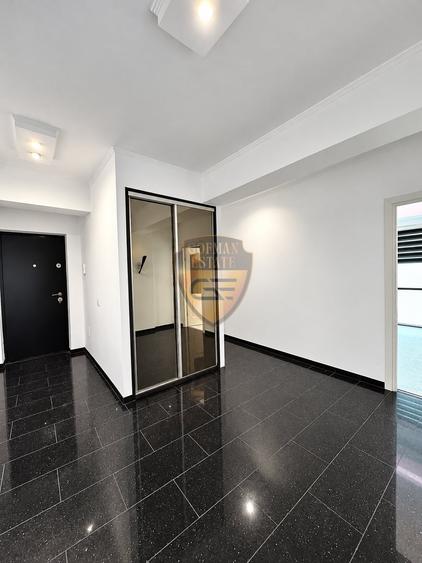 Apartament cu 3 camere decomandat, mobilat în Năvodari