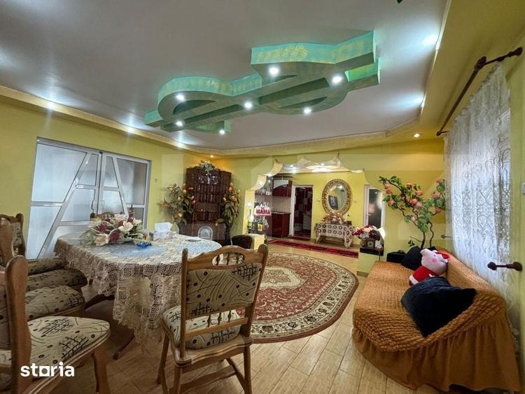 Casă cu 6 camere cu Teren 40 Mp în Central