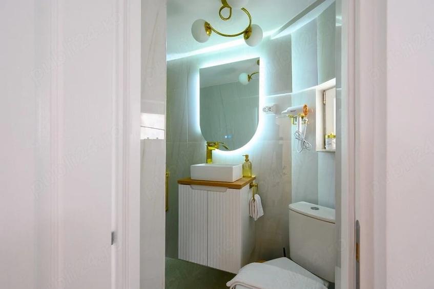 Apartament cu 2 camere semidecomandat în Victoriei