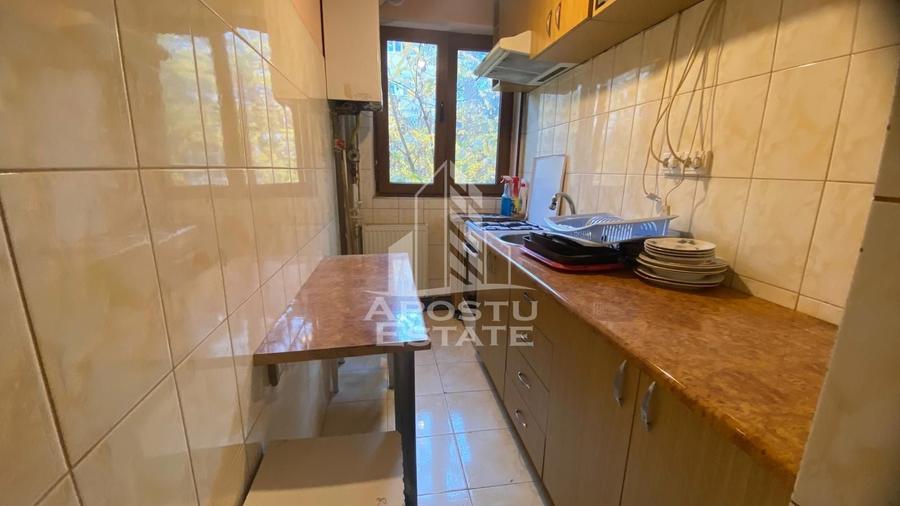 Apartament cu 2 camere semidecomandat în Dacia