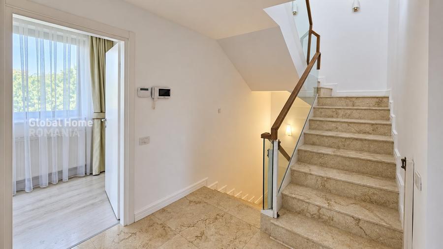 Duplex cu 7 camere cu Canalizare în Pipera