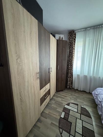 Apartament cu 2 camere semidecomandat în Plopilor