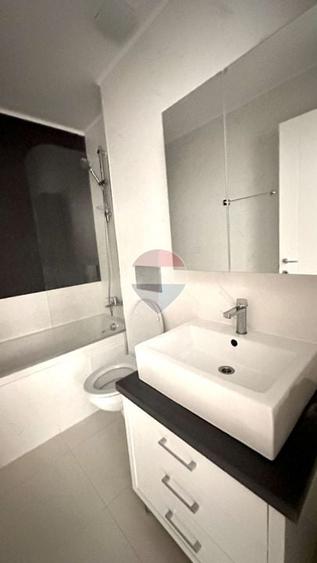 Apartament 2 camere Cosmopolis Q17 vedere la piscina - 2