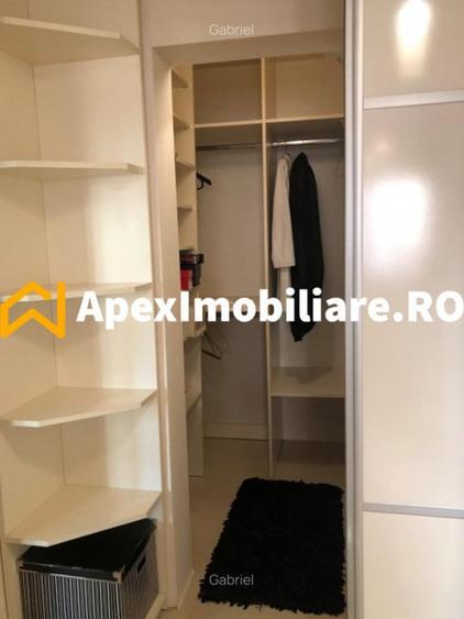 Apartament cu 4 camere semidecomandat în Moșilor